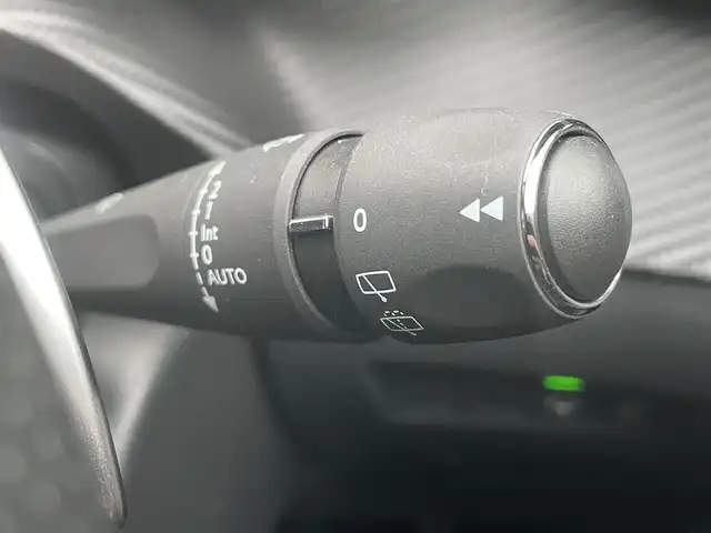 プジョー ２００８ GT 千葉県 2022(令4)年 5.3万km オレンジⅡ ワンオーナー/ターボ/衝突軽減ブレーキ/レーンキープアシスト/レーダークルーズコントロール/クリアランスソナー/ブラインドスポットモニター/純正ディスプレイナビ/バックカメラ/ハーフレザーシート/前席シートヒーター/アンビエンスライト/パドルシフト/ルーフレール/LEDヘッドライト/フォグランプ/スマートキー/純正フロアマット
