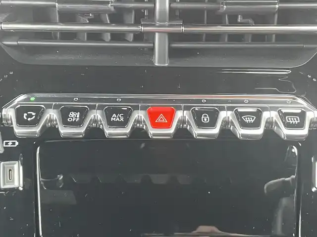 プジョー ２００８ GT 千葉県 2022(令4)年 5.3万km オレンジⅡ ワンオーナー/ターボ/衝突軽減ブレーキ/レーンキープアシスト/レーダークルーズコントロール/クリアランスソナー/ブラインドスポットモニター/純正ディスプレイナビ/バックカメラ/ハーフレザーシート/前席シートヒーター/アンビエンスライト/パドルシフト/ルーフレール/LEDヘッドライト/フォグランプ/スマートキー/純正フロアマット