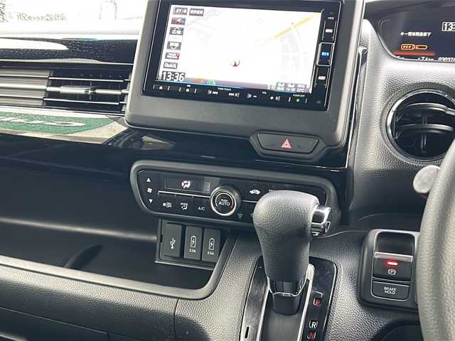 ホンダ Ｎ ＢＯＸ カスタム L 千葉県 2022(令4)年 3.1万km ミッドナイトブルービームM ナビＶＸＭ－２２４ＶＦｉ　バックカメラ　パワースライドドア　シートヒーター　ドラレコ　レーダークルーズ　ＬＥＤライト　オートライト　リアセンサー　ホンダセンシング　１４ＡＷ ミッドナイトブルービーム