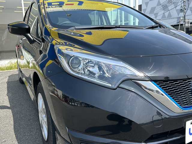 日産 ノート e－パワー X 福島県 2017(平29)年 8.2万km スーパーブラック （株）IDOMが運営する【じしゃロンいわき店】の/自社ローン専用車両になります。/こちらは現金またはオートローンご利用時の価格です。/自社ローンご希望の方は別途その旨お申し付けください//メモリナビ/フルセグテレビ/DVD BT CD/バックカメラ/アイドリングストップ/プッシュスタート/ETC/HID