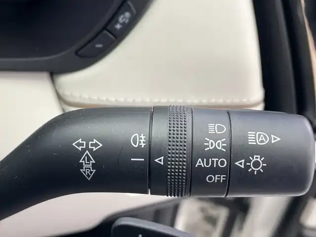 マツダ ＣＸ－６０ XD エクスクルーシブモード 栃木県 2023(令5)年 2.9万km ロジウムホワイトプレミアムメタリック ディーゼルターボ/4WD/BOSEプレミアムサウンド/サンルーフ/純正ナビ/（Bluetooth/フルセグTV/Applecarplay）/全方位カメラ/バックカメラ/本革シート/全席シートヒーター/前席シートベンチレーション/メモリー機能付きパワーシート/i-ACTIVSENSE/・アドバンストスマートシティブレーキサポート/・AT誤発進抑制制御/・レーンキープアシストシステム/・アダプティブLEDヘッドライト/・ブラインドスポットモニタリング/・リアクロストラフィックアラート/・ドライバーアテンションアラート/・マツダレーダークルーズコントロール/・360°ビューモニター＋フロントパーキングセンサー/・クルージング＆トラフィックサポート/・交通標識認識システム/禁煙車/LEDヘッドライト/オートライト/スマートキー/ワイヤレス充電/ヒルディセントコントロール/純正AW/純正フロアマット