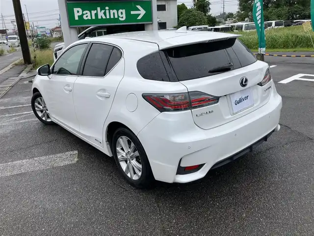レクサス ＣＴ 200h バージョンC 広島県 2014(平26)年 10.8万km ホワイトパールクリスタルシャイン 純正ナビ・フルセグTV/パドルシフト/パワーシート/シートヒーター/オートライト/クルーズコントロール/バックカメラ/スマートキー