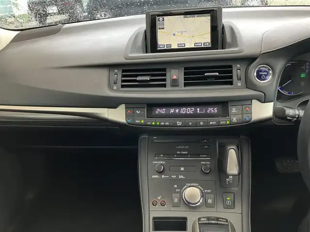レクサス ＣＴ 200h バージョンC 広島県 2014(平26)年 10.8万km ホワイトパールクリスタルシャイン 純正ナビ・フルセグTV/パドルシフト/パワーシート/シートヒーター/オートライト/クルーズコントロール/バックカメラ/スマートキー