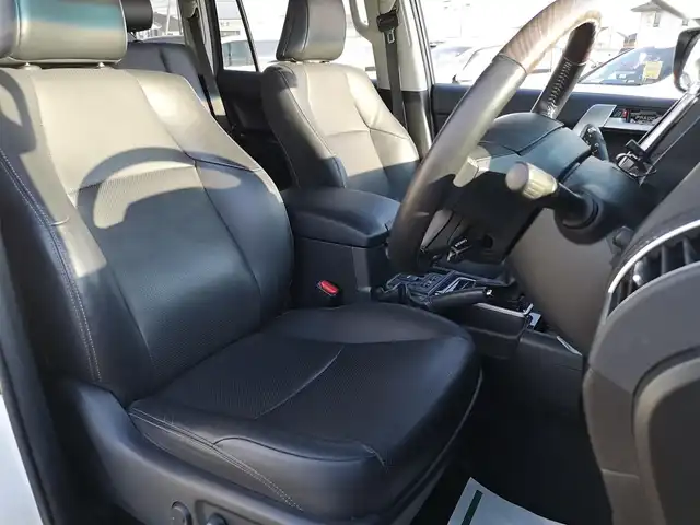 トヨタ ランドクルーザー プラド TX Lパッケージ ブラックED 茨城県 2020(令2)年 4.8万km ホワイトパールクリスタルシャイン 純正ナビ/【DISC・ラジオ・SD・TV・USB・iPod・HDMI・AUX・BT】/サンルーフ/ルーフレール/パワーシート/シートヒーター/エアシート/レーダークルコン/ETC/Bカメラ/前後ドラレコ/前後コーナーセンサー/オートライト/オートハイビーム/ヘッドライトウォッシャー/Fフォグ/LEDライト/横滑り防止装置/レーンキープアシスト/衝突被害軽減システム