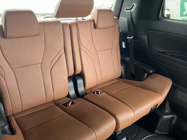 トヨタ ヴェルファイア ハイブリット Z プレミア 愛知県 2025(令7)年 0.1千km グレーＭ ワンオーナー/左右独立ムーンルーフ/トヨタチームメイト/【アドバンストパーク・パーキングサポートブレーキ（周辺静止物）・アドバンストドライブ・緊急時操舵支援・フロントクロストラフィックアラート・レーンチェンジアシスト・ドライバーモニターカメラ】/Toyota Safety Sense/【プリクラッシュセーフティ・レーントレーシングアシスト・全車速追従機能付レーダークルーズコントロール・アダプティブハイビームシステム/・ロードサインアシスト・ドライバー異常時対応システム・プロアクティブドライビングアシスト・発進遅れ告知機能・BSM】/パーキングサポートブレーキ/デジタルインナーミラー/14インチディスプレイオーディオ/【車載ナビ・地デジTV・Mira cast】/ETC2.0/パノラミックビューモニター/ヘッドアップディスプレイ/両側パワースライドドア/パワーバックドア/本革シート/シートヒーター/ベンチレーション/ステアリングヒーター/置くだけ充電/新車保証書/スペアキーあり