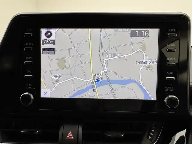 トヨタ Ｃ－ＨＲ S GRスポーツ 兵庫県 2020(令2)年 2.4万km ブラック/ホワイトパールクリスタルシャイン 2トーン 純正ナビ/（USB/Bluetooth/フルセグTV）/バックカメラ/レーダークルーズコントロール/ブラインドスポットモニター/プリクラッシュセーフティー/レーンディパーチャーアラート/電子パーキング/横滑り防止装置/カーテンエアバッグ/ハーフレザーシート/シートヒーター（D/N席）/LEDヘッドライト/オートライト/オートマチックハイビーム/ビルトインETC2.0/ステアリングリモコン/ドライブレコーダー（前後）/GRマフラー/純正19インチアルミホイール/純正フロアマット/スマートキー/スペアタイヤ