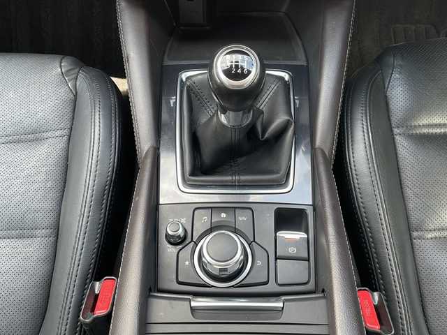 マツダ アテンザ セダン XD Lパッケージ 新潟県 2015(平27)年 8.7万km ディープクリスタルブルーマイカ 外部検査済み/レザーシート/前席パワーシート/前席シートヒーター/純正SDナビ/(DVD/フルセグTV/Bluetooth/USB)/バックカメラ/BOSEサウンド/アドバンスドスマートシティブレーキサポート/後退時スマートシティブレーキサポート/AT誤発進抑制制御機能/スマートシティブレーキサポート/レーダークルーズコントロール/ブラインドスポットモニタリング/車線逸脱警報システム/レーンキープアシスト/ドライバーアテンションアラート/ヘッドアップディスプレイ/純正19インチアルミホイール/スマートキー/LEDヘッドライト/ストラットタワーバー/ETC/前方ドライブレコーダー/取扱説明書