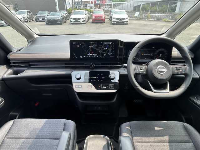 日産 セレナ e－パワー ハイウェイスター V 福岡県 2024(令6)年 0.2万km ブリリアントホワイトパール ワンオーナー/プロパイロット/衝突軽減システム/純正ナビ/全方位カメラ/両側パワースライドドア/セカンドスライドアップシート/フルセグ/Bluetooth/コーナーセンサー/純正アルミホイール/ブラインドスポットモニター/LEDヘッドライト/リアオートエアコン/オートマチックハイビーム/ドライブレコーダー/ETC/ステアリングスイッチ/スマートキー/プッシュスタート