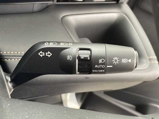 日産 セレナ e－パワー ハイウェイスター V 鹿児島県 2024(令6)年 0.2万km ブリリアントホワイトパール ワンオーナー/プロパイロット/衝突軽減システム/純正ナビ/（フルセグ/Bluetooth/HDMI/Apple Car Play)/アラウンドビューモニター/両側パワースライドドア/セカンドスライドアップシート/コーナーセンサー/純正アルミホイール/ブラインドスポットモニター/LEDヘッドライト/リアオートエアコン/オートマチックハイビーム/ドライブレコーダー/ETC/ステアリングスイッチ/スマートキー/プッシュスタート