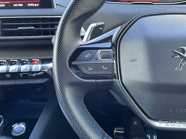 プジョー ５００８ GTライン ブルーHDi 神奈川県 2020(令2)年 7万km エメラルドクリスタル サンルーフ/純正ディスプレイオーディオ(AM/FM/USB/BT)/パノラマビューカメラ/運転席マッサージ機能/アクティブセーフティブレーキ/レーンキープアシスト/パーキングアシスト/パーキングセンサー/ブラインドスポットモニター/インテリジェントハイビーム/黒レザーシート/D席メモリー付パワーシート/D/N席シートヒーター/クルーズコントロール/パドルシフト/置くだけ充電/ETC/ルーフレール/オートライト/ISOFIX/スペアキー×1/保証書/取扱説明書