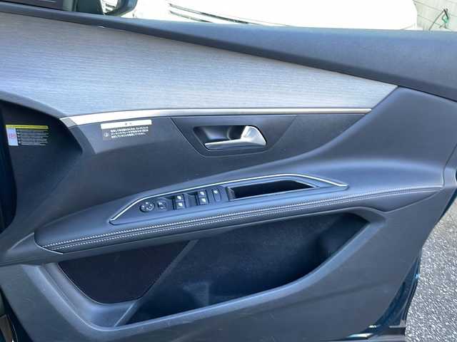 プジョー ５００８ GTライン ブルーHDi 神奈川県 2020(令2)年 7万km エメラルドクリスタル サンルーフ/純正ディスプレイオーディオ(AM/FM/USB/BT)/パノラマビューカメラ/運転席マッサージ機能/アクティブセーフティブレーキ/レーンキープアシスト/パーキングアシスト/パーキングセンサー/ブラインドスポットモニター/インテリジェントハイビーム/黒レザーシート/D席メモリー付パワーシート/D/N席シートヒーター/クルーズコントロール/パドルシフト/置くだけ充電/ETC/ルーフレール/オートライト/ISOFIX/スペアキー×1/保証書/取扱説明書