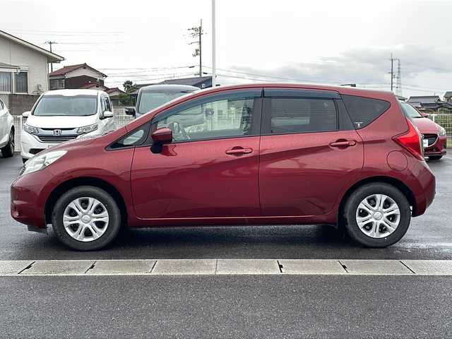 日産 ノート XVセレ +セーフ 香川県 2015(平27)年 6.5万km ラディアントレッド 純正ナビ/フルセグテレビ/CD/DVD再生機能/アラウンドビューモニター/前後ドライブレコーダー/前後コーナーセンサー/ETC/スペアキー