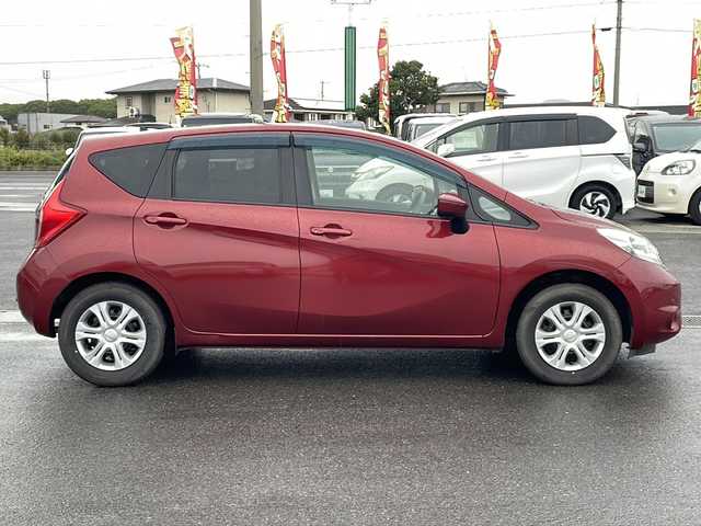日産 ノート XVセレ +セーフ 香川県 2015(平27)年 6.5万km ラディアントレッド 純正ナビ/フルセグテレビ/CD/DVD再生機能/アラウンドビューモニター/前後ドライブレコーダー/前後コーナーセンサー/ETC/スペアキー