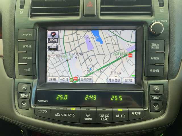 トヨタ クラウン ハイブリッド Gパッケージ 愛知県 2012(平24)年 7.6万km ホワイトパールクリスタルシャイン 純正ナビ/・フルセグ/・ＤＶＤ／ＣＤ　/バックカメラ/シートヒーター/エアーシート/ビルドインＥＴＣ/パワーシート/追従クルコン/衝突軽減/コーナーセンサー/電動リアサンシェード/LEDヘッドライト/カードキー