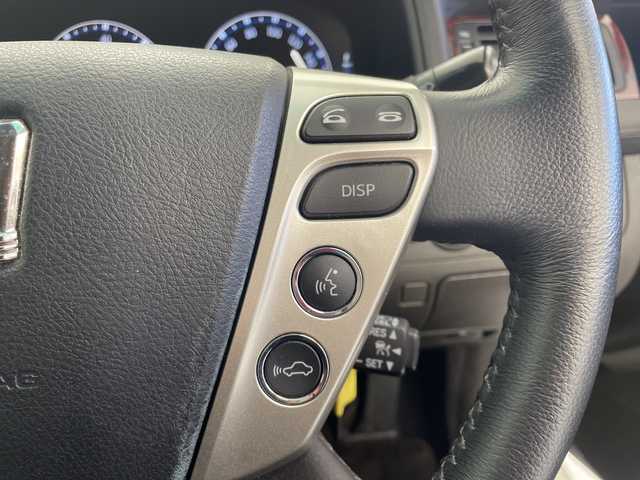 トヨタ クラウン ハイブリッド Gパッケージ 愛知県 2012(平24)年 7.6万km ホワイトパールクリスタルシャイン 純正ナビ/・フルセグ/・ＤＶＤ／ＣＤ　/バックカメラ/シートヒーター/エアーシート/ビルドインＥＴＣ/パワーシート/追従クルコン/衝突軽減/コーナーセンサー/電動リアサンシェード/LEDヘッドライト/カードキー