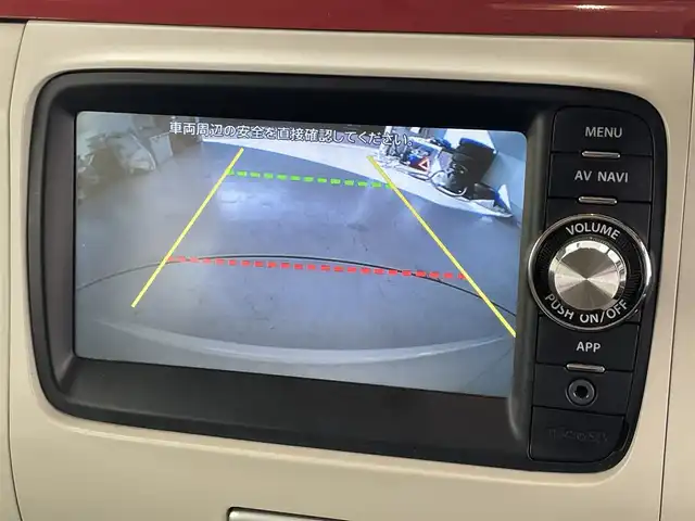 スズキ ラパン X 滋賀県 2013(平25)年 8.2万km ミルクティーベージュメタリック 純正7インチナビ/（Bluetooth/USB/ワンセグTV）/バックカメラ/ドライブレコーダー/プッシュスタート/スマートキー/HIDヘッドライト/オートライト/アイドリングストップ/オートエアコン/純正フロアマット