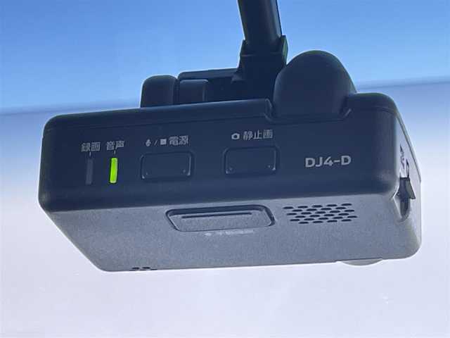 日産 エルグランド 250HWS S アーバンクロム 愛知県 2020(令2)年 6.3万km ブリリアントホワイトパール 純正９型ナビ　フルセグＴＶ　ＢＴ　バックカメラ　両側パワースライドドア　ハーフレザー　エマージェンシーブレーキ　衝突軽減装置　追従クルコン　レーンアシスト　コーナーセンサー　ＬＥＤオートライト　純正ドラレコナビ連動　オートハイビーム　オットマン　ETC　禁煙車