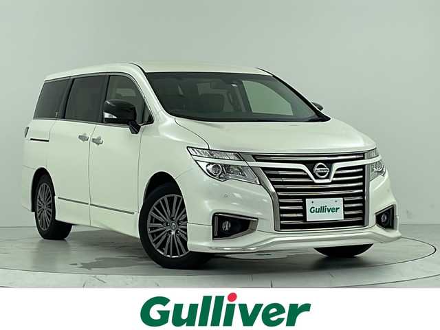 日産 エルグランド 250HWS S アーバンクロム 大阪府 2020(令2)年 6.3万km ブリリアントホワイトパール インテリジェントエマージェンシーブレーキ/　・インテリジェントクルーズコントロール/　・車線逸脱警報　LDW/　・インテリジェントLI/　・ハイビームアシスト/純正ディーラーナビ/　CD/DVD/Bluetooth/フルセグ/バックカメラ/両側パワースライドドア/ハーフレザーシート黒/革巻きステアリング/後席サンシェード/純正18インチアルミホイール/オットマン/スマートキー/ステアリングスイッチ/ビルトインETC/純正フロアマット/電動格納ウィンカーミラー