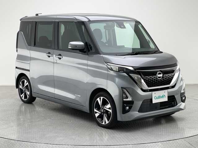 日産 ルークス HWS X プロパイロットED 兵庫県 2023(令5)年 4万km チタニウムグレーメタリック 純正SDナビ/（CD/AM/FM/Bluetooth/iPod）/・MJ122D-W/アラウンドビューモニター/スマートアシスト/プロパイロット/電子パーキング/コーナーセンサー（前後）/アダクティブクルーズコントロール/オートブレーキホールド/横滑り防止装置/衝突軽減システム/カーテンエアバッグ/両側パワースライドドア/LEDヘッドライト/オートライト/純正15インチアルミホイール/純正フロアマット/スマートキー/アイドリングストップ/ベンチシート
