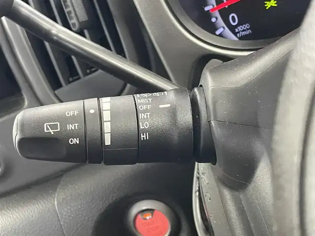 日産 キューブ 15X 埼玉県 2015(平27)年 4.3万km ラディアントレッド 純正ナビ　ドライブレコーダー　ＥＴＣ　地デジＴＶ　プッシュスタート　スマートキー　純正フロアマット　Ｂｌｕｅｔｏｏｔｈ　ＵＳＢ　エアコン　ＣＶＴ　横滑り防止　ＡＢＳ　アイドリングストップ