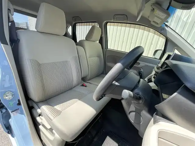 ダイハツ ムーヴ X SAⅡ 滋賀県 2015(平27)年 3.6万km シルキーブルーP ガソリン/2WD(FF)/CVT/7インチ社外ナビ【MDV-D303】/(FM/AM/CD/ワンセグ/USB)/バックカメラ/スマートアシストII/・プリクラッシュブレーキアシスト	/・踏み間違い防止アシスト	/・レーンキープアシスト	/電動格納ミラー/アイドリングストップ/ステアリングスイッチ/オートライト/ハロゲンライト/フルオートエアコン/プッシュスタート/スマートキー/スペアキー/社外フロアマット/ドアバイザー