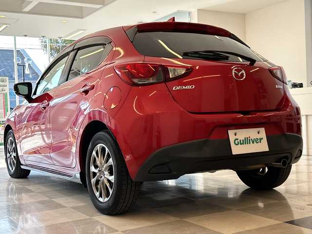 マツダ デミオ 岐阜県 2017(平29)年 6.8万km ソウルレッドプレミアムメタリック 純正ナビ/アイアクティブセンス/プッシュスタート/アイドリングストップ/スマートキー/HUD/BSM/フルセグ/ETC/USB入力端子/Bluetooth/AUX/BSM/クルーズコントロール/社外フロアマット/シートヒーター/レーンキープアシスト/オートライト/LEDヘッドライト/カーテンエアバック/コーナーセンサー後ろのみ/ドアバイザー/純正アルミホイール