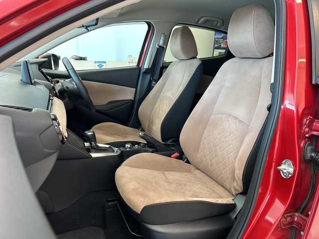 マツダ デミオ 岐阜県 2017(平29)年 6.8万km ソウルレッドプレミアムメタリック 純正ナビ/アイアクティブセンス/プッシュスタート/アイドリングストップ/スマートキー/HUD/BSM/フルセグ/ETC/USB入力端子/Bluetooth/AUX/BSM/クルーズコントロール/社外フロアマット/シートヒーター/レーンキープアシスト/オートライト/LEDヘッドライト/カーテンエアバック/コーナーセンサー後ろのみ/ドアバイザー/純正アルミホイール