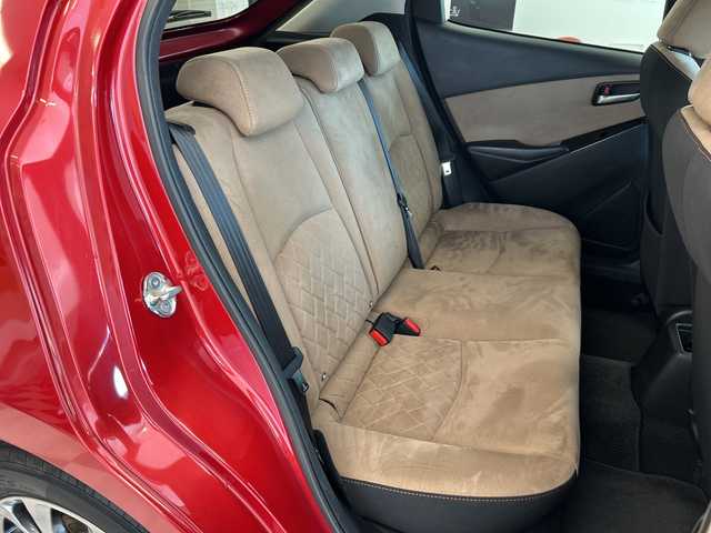 マツダ デミオ 岐阜県 2017(平29)年 6.8万km ソウルレッドプレミアムメタリック 純正ナビ/アイアクティブセンス/プッシュスタート/アイドリングストップ/スマートキー/HUD/BSM/フルセグ/ETC/USB入力端子/Bluetooth/AUX/BSM/クルーズコントロール/社外フロアマット/シートヒーター/レーンキープアシスト/オートライト/LEDヘッドライト/カーテンエアバック/コーナーセンサー後ろのみ/ドアバイザー/純正アルミホイール