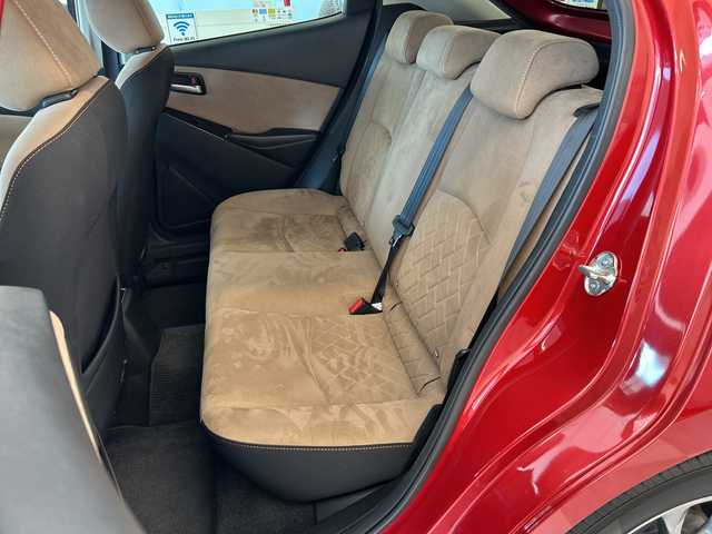 マツダ デミオ 岐阜県 2017(平29)年 6.8万km ソウルレッドプレミアムメタリック 純正ナビ/アイアクティブセンス/プッシュスタート/アイドリングストップ/スマートキー/HUD/BSM/フルセグ/ETC/USB入力端子/Bluetooth/AUX/BSM/クルーズコントロール/社外フロアマット/シートヒーター/レーンキープアシスト/オートライト/LEDヘッドライト/カーテンエアバック/コーナーセンサー後ろのみ/ドアバイザー/純正アルミホイール