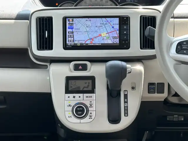 ダイハツ ムーヴ キャンバス G メイクアップ リミテッド　SAⅢ 広島県 2020(令2)年 1.4万km パールホワイトⅢ/スムースグレーマイカメタリック 2トーン 純正ナビ/「CD/DVD/Bluetooth/AM/FM/フルセグTV」/全方位カメラ/前後ドライブレコーダー/両側パワースライドドア/衝突被害軽減システム/先行車発進お知らせ機能/レーンキープアシスト/LEDヘッドライト/オートライト/オートマチックハイビーム/プッシュスタート/テレビキャンセラー/スペアキー/保証書/取扱説明書