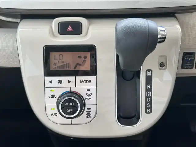 ダイハツ ムーヴ キャンバス G メイクアップ リミテッド　SAⅢ 広島県 2020(令2)年 1.4万km パールホワイトⅢ/スムースグレーマイカメタリック 2トーン 純正ナビ/「CD/DVD/Bluetooth/AM/FM/フルセグTV」/全方位カメラ/前後ドライブレコーダー/両側パワースライドドア/衝突被害軽減システム/先行車発進お知らせ機能/レーンキープアシスト/LEDヘッドライト/オートライト/オートマチックハイビーム/プッシュスタート/テレビキャンセラー/スペアキー/保証書/取扱説明書