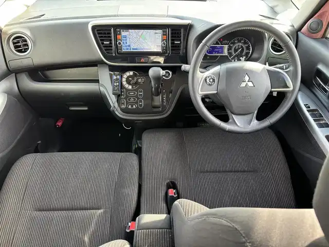 三菱 ｅＫスペース カスタムG 福岡県 2015(平27)年 7万km アメジストブラック/レッドM SDナビ(BT、フルセグTV、バックカメラ、iPod)/片側電動スライドドア/社外ETC/スマートキー/LEDオートライト/横滑り防止/社外AW/ダウンサス/社外スピーカー