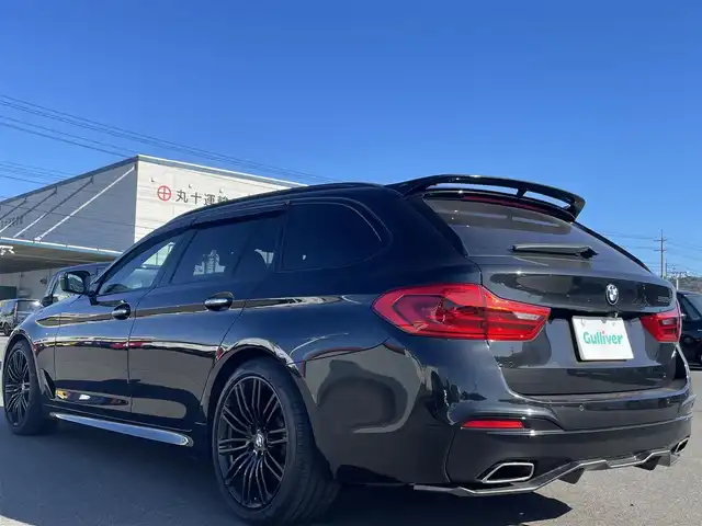 ＢＭＷ ５２３ｄ ツーリング エディション ミッション:インポッシブル 岡山県 2018(平30)年 6.2万km サファイアブラックP 特別仕様車/登録時走行距離61899km/純正10インチナビ/プレミアムサウンドシステム(harman/kardon)/フルセグTV(AM.FM.CD.DVD.TV.BT)/全方位カメラ/本革巻きステアリング/ETC/ブラインドスポットモニター/前後ドライブレコーダー/クリアランスソナー/衝突軽減ブレーキ/横滑り防止装置/クルーズコントロール(追従走行あり)/車線逸脱警報（レーンキープアシスト）/オートライト/オートマチックハイビーム/アイドリングストップ/電動リアゲート/19インチ純正AW/純正フロアマット/D+N席パワーシート/保証書/取扱説明書/スペアキー