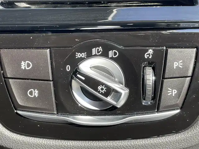 ＢＭＷ ５２３ｄ ツーリング エディション ミッション:インポッシブル 岡山県 2018(平30)年 6.2万km サファイアブラックP 特別仕様車/登録時走行距離61899km/純正10インチナビ/プレミアムサウンドシステム(harman/kardon)/フルセグTV(AM.FM.CD.DVD.TV.BT)/全方位カメラ/本革巻きステアリング/ETC/ブラインドスポットモニター/前後ドライブレコーダー/クリアランスソナー/衝突軽減ブレーキ/横滑り防止装置/クルーズコントロール(追従走行あり)/車線逸脱警報（レーンキープアシスト）/オートライト/オートマチックハイビーム/アイドリングストップ/電動リアゲート/19インチ純正AW/純正フロアマット/D+N席パワーシート/保証書/取扱説明書/スペアキー