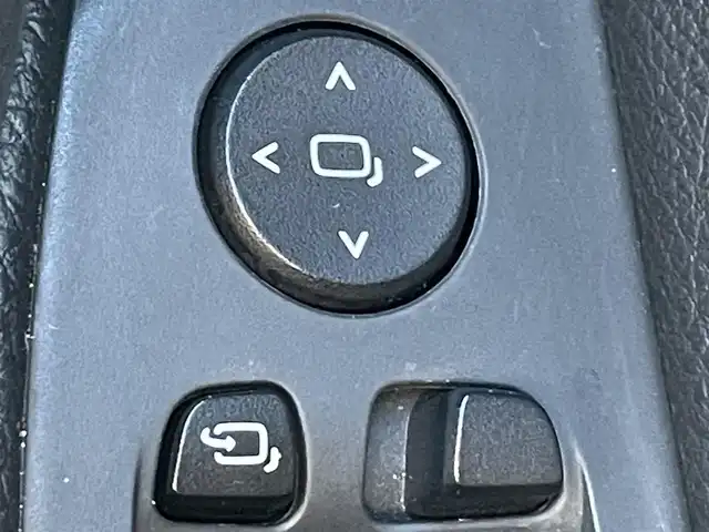 ＢＭＷ ５２３ｄ ツーリング エディション ミッション:インポッシブル 岡山県 2018(平30)年 6.2万km サファイアブラックP 特別仕様車/登録時走行距離61899km/純正10インチナビ/プレミアムサウンドシステム(harman/kardon)/フルセグTV(AM.FM.CD.DVD.TV.BT)/全方位カメラ/本革巻きステアリング/ETC/ブラインドスポットモニター/前後ドライブレコーダー/クリアランスソナー/衝突軽減ブレーキ/横滑り防止装置/クルーズコントロール(追従走行あり)/車線逸脱警報（レーンキープアシスト）/オートライト/オートマチックハイビーム/アイドリングストップ/電動リアゲート/19インチ純正AW/純正フロアマット/D+N席パワーシート/保証書/取扱説明書/スペアキー