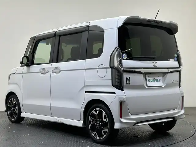 ホンダ Ｎ ＢＯＸ カスタム G L ターボ ホンダセンシング 愛媛県 2019(令1)年 5.7万km プラチナホワイトパール ・８型ナビ/（フルセグＴＶ・ＢＴ・ＣＤ・ＤＶＤ・ＳＤ・ＵＳＢ・ａｐｐｌｅ　ｃａｒｐｌａｙ）/・バックカメラ　/・１１．６型後席液晶　/・ＥＴＣ　/・前後ドラレコ　/・衝突軽減ブレーキ　/・レーダークルコン　/・両側電動ドア/・レーンキープアシスト/・レーダー探知機