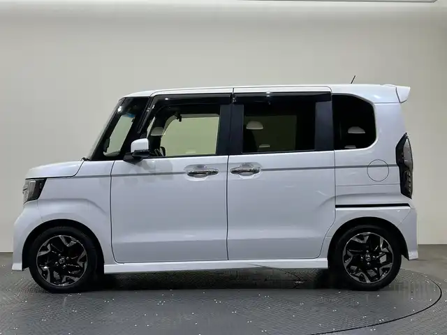 ホンダ Ｎ ＢＯＸ カスタム G L ターボ ホンダセンシング 愛媛県 2019(令1)年 5.7万km プラチナホワイトパール ・８型ナビ/（フルセグＴＶ・ＢＴ・ＣＤ・ＤＶＤ・ＳＤ・ＵＳＢ・ａｐｐｌｅ　ｃａｒｐｌａｙ）/・バックカメラ　/・１１．６型後席液晶　/・ＥＴＣ　/・前後ドラレコ　/・衝突軽減ブレーキ　/・レーダークルコン　/・両側電動ドア/・レーンキープアシスト/・レーダー探知機