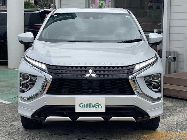 三菱 エクリプス クロス ＰＨＥＶ P 神奈川県 2023(令5)年 1.7万km ホワイトダイヤモンド ワンオーナー/純正8インチディスプレイ/　(ナビ・フルセグTV・Bluetooth・USB)/マルチアラウンドモニター/e-Assist/　・衝突被害軽減ブレーキ/　・車線逸脱警報システム/　・誤発進抑制機能/　・後側方車両検知警報システム/　・後退時交差車両検知警報システム/パーキングセンサー/MI-PILOT/　・レーダークルーズコントロール/　・車線維持支援機能/純正18インチAW/LEDヘッドライト/ヘッドアップディスプレイ/エレクトリックテールゲード/前後ドライブレコーダー/ステアリングヒーター/前席シートヒーター/スマートキー×2/保証書/取扱説明書