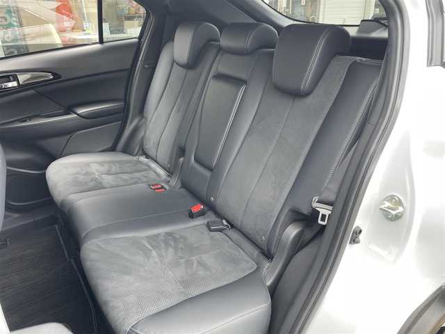 三菱 エクリプス クロス ＰＨＥＶ P 神奈川県 2023(令5)年 1.7万km ホワイトダイヤモンド ワンオーナー/純正8インチディスプレイ/　(ナビ・フルセグTV・Bluetooth・USB)/マルチアラウンドモニター/e-Assist/　・衝突被害軽減ブレーキ/　・車線逸脱警報システム/　・誤発進抑制機能/　・後側方車両検知警報システム/　・後退時交差車両検知警報システム/パーキングセンサー/MI-PILOT/　・レーダークルーズコントロール/　・車線維持支援機能/純正18インチAW/LEDヘッドライト/ヘッドアップディスプレイ/エレクトリックテールゲード/前後ドライブレコーダー/ステアリングヒーター/前席シートヒーター/スマートキー×2/保証書/取扱説明書