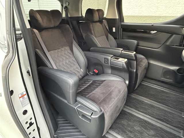 トヨタ アルファード S Cパッケージ 大阪府 2017(平29)年 9.5万km ホワイトパールクリスタルシャイン Wサンルーフ/JBLメーカーナビ/フルセグTV CD DVD BT BD HDMI/純正フリップダウンモニター/パノラミックビューモニター/スマートキー 2個/両側パワースライドドア/パワーバックドア/衝突被害軽減ブレーキ/レーダークルーズコントロール/オートマチックハイビーム/LEDオートヘッドライト/フォグライト/コーナーセンサー/ハーフレザーシート/パワーシート/AC100V電源/ステアリングヒーター/ステアリングリモコン/ビルトイン2.0ETC/前後ドラレコ/W サイド カーテン ニー エアバッグ/保証書 取説 ナビ取説/禁煙車