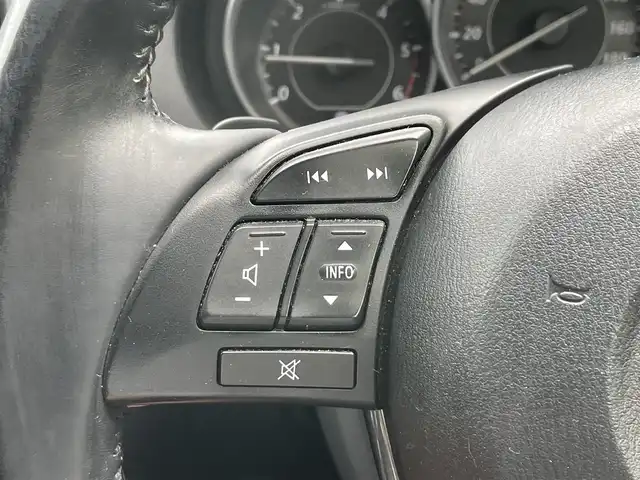 マツダ アテンザ ワゴン XD 静岡県 2014(平26)年 8.3万km ディープクリスタルブルーマイカ 1オーナー　/衝突軽減B /純正ナビ　/地デジ　/Bカメラ　/コーナーセンサー　/ディスチャージパッケージ /革巻きステアリング　/パドルシフト　/クルコン  /ルーフレール　/純正17インチAW /スマートキー /スペアキー  /ETC/保証書/取説