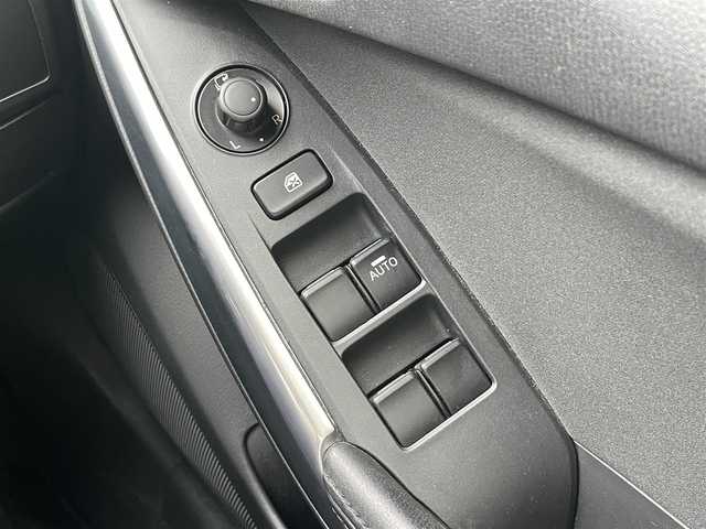 マツダ アテンザ ワゴン XD 愛知県 2014(平26)年 8.3万km ディープクリスタルブルーマイカ (株)IDOMが運営する【じしゃロン名古屋鳴海店】の自社ローン専用車両になりますこちらは現金またはオートローンご利用時の価格です。自社ローンご希望の方は別途その旨お申付け下さい　/衝突軽減B /純正ナビ　/地デジ　/Bカメラ　/コーナーセンサー　/ディスチャージパッケージ /革巻きステアリング　/パドルシフト　/クルコン  /ルーフレール　/純正17インチAW /スマートキー /スペアキー  /ETC/保証書/取説