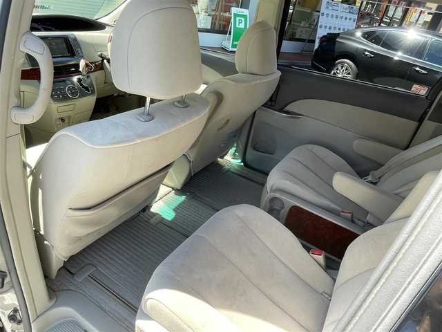 トヨタ エスティマ アエラス 長野県 2010(平22)年 13.5万km グレーメタリック 社外ナビ（FM/AM、CD、DVD、USB）/ワンセグテレビ/バックカメラ/クルーズコントロール追従無/ビルトインETC/オットマン/サード格納シート/両側パワースライドドア/純正フロアマット/純正１６AW/ダブルエアバック/キセノンオートヘッドライト/エンジンスターター/ウォークスルー/MTモード付AT/４WD/スペアキー（１本）/保証書、取扱説明書