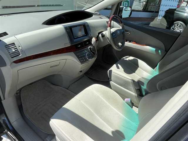 トヨタ エスティマ アエラス 長野県 2010(平22)年 13.5万km グレーメタリック 社外ナビ（FM/AM、CD、DVD、USB）/ワンセグテレビ/バックカメラ/クルーズコントロール追従無/ビルトインETC/オットマン/サード格納シート/両側パワースライドドア/純正フロアマット/純正１６AW/ダブルエアバック/キセノンオートヘッドライト/エンジンスターター/ウォークスルー/MTモード付AT/４WD/スペアキー（１本）/保証書、取扱説明書