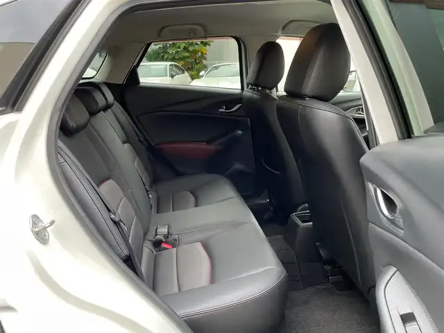 マツダ ＣＸ－３ XD ツーリング 神奈川県 2015(平27)年 6.8万km クリスタルホワイトパールマイカ ワンオーナー/4WD/黒合皮レザーシート/純正SDナビ・地デジTV/純正CD/DVD/USB/BT/バックモニター/ビルトインETC/前後ドライブレコーダー/HUD/クルーズコントロール/衝突軽減ブレーキ/BSM/純正18インチAW/LEDライト/前席シートヒーター/パドルシフト/プッシュスタート/スマートキー×2/保証書・取説あり