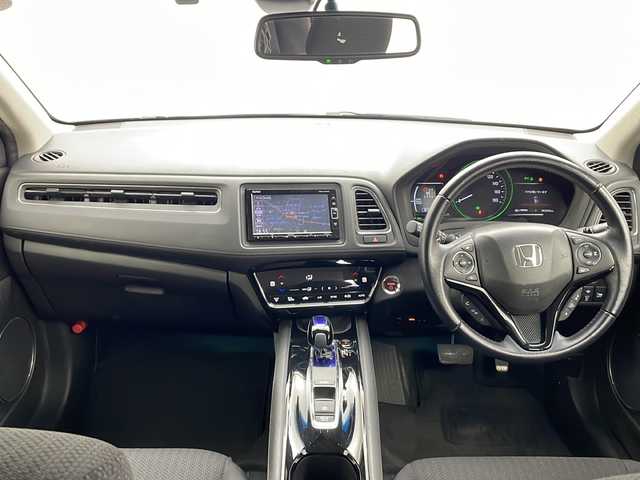 ホンダ ヴェゼル ハイブリッド X ホンダセンシング 秋田県 2018(平30)年 5.4万km クリスタルブラックパール 4WD/純正ナビ[VXM-184VFi]/(CD/DVD/BT/TV)/バックカメラ/Honda SENSING/誤発進抑制機能/LKAS/前席シートヒーター/オートクルーズコントロール/LEDヘッドライト/オートライト/パドルシフト/ドライブレコーダー/スマートキー/ビルトインETC/純正AW/フォグランプ