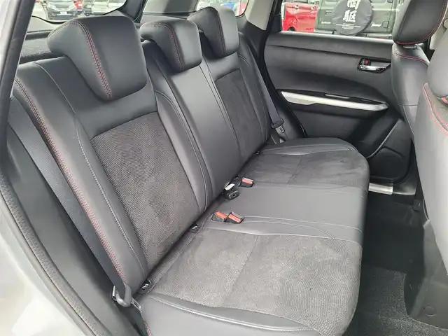 スズキ エスクード 1．4 ターボ 福岡県 2018(平30)年 12.9万km ギャラクティックグレーメタリック 純正メモリナビ(SKX-S803)/FM/AM/CD/DVD/SD/BT/フルセグTV/クルーズコントロール/スマートキー/プッシュスタート/ETC/ハーフレザーシート/シートヒーター/ルーフレール/フロントスキッドバー(JAOS)/マッドガード(JAOS)/社外マフラー(JAOS:BATTLEZ)/社外アルミホイール(XTREME-J)
