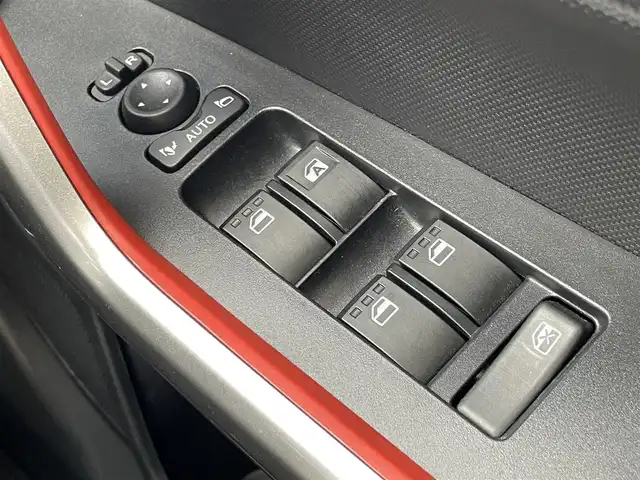 ダイハツ ロッキー X 島根県 2021(令3)年 4.9万km ブラックマイカメタリック 登録時走行距離　48108km/ワンオーナー/取扱説明書（車両/ナビ）/保証書/純正ナビ（MDV-M907DL)/Bluetooth/AM/FM/SD/USB/iPod/フルセグテレビ/バックカメラ/スマートキー/スペアキー/横滑り防止装置/コーナーセンサー/オートライト/衝突軽減システム/ETC/純正アルミ１６インチ/禁煙車