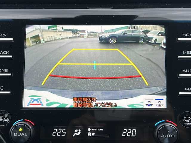 トヨタ カムリ G 山口県 2020(令2)年 5.7万km アティチュードブラックマイカ 禁煙車/スマートキー/プッシュスタート/前方ドライブレコーダー/純正HDDナビ/(BT/USB/ラジオ)/ETC/純正アルミホイール/純正フロアマット/バックカメラ/電子パーキングブレーキ/ブラインドスポットモニター/衝突軽減ブレーキ/車線逸脱警報装置/クリアランスソナー/オートライト/オートエアコン/オートハイビーム/レーダークルーズコントロール/取扱説明書/記録簿