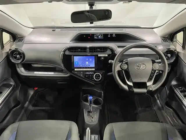 トヨタ アクア S 愛知県 2020(令2)年 8.8万km スーパーホワイトⅡ ＫＥＮＷＯＯＤナビ/バックカメラ/Ｂｌｕｅｔｏｏｔｈ/アクセサリーソケット/ＩＳＯＦＩＸ/電動格納ミラー/ビルトインＥＴＣ/リモコンキー/ヘッドライトレベライザー/オートエアコン/ステアリングスイッチ/ヘッドライト/フロアマット